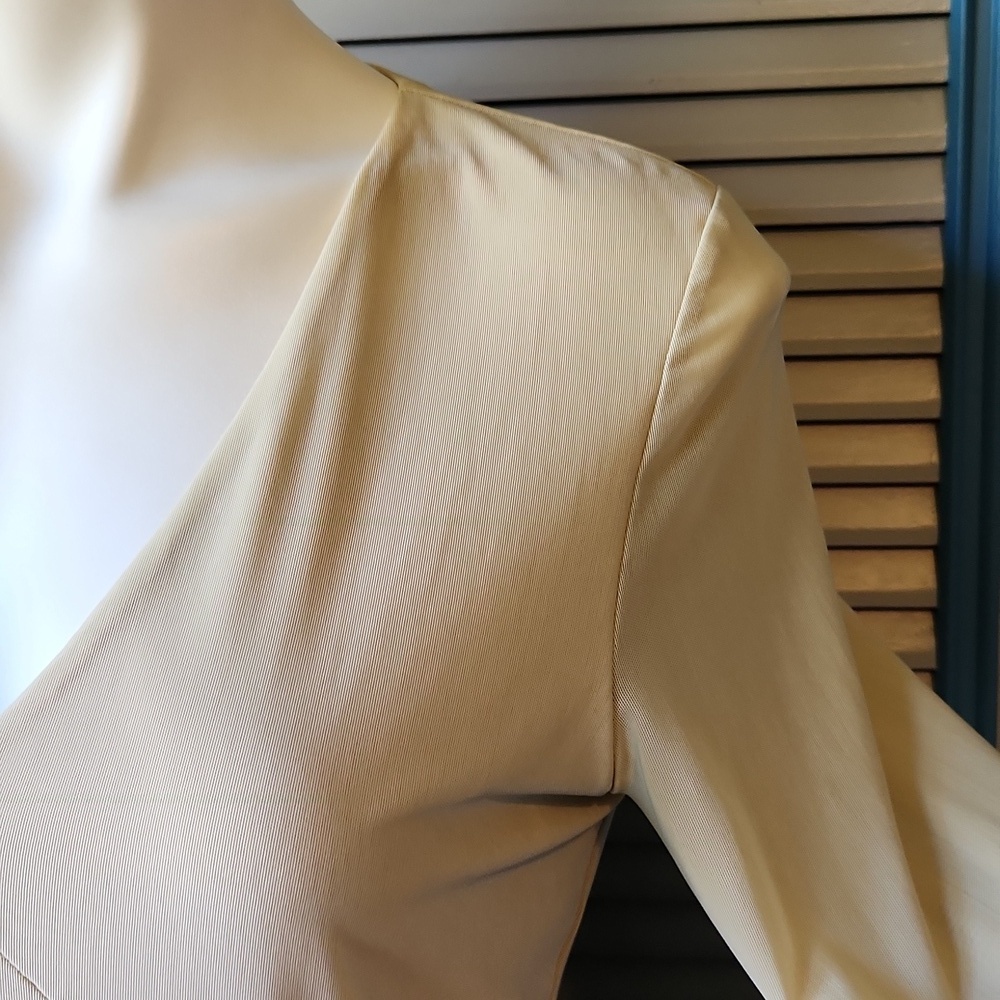 Spenser Jeremy Beige Embroidered Top - Picture 8 of 11